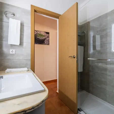 #065 Zulmira Flat By Holidays Apartment