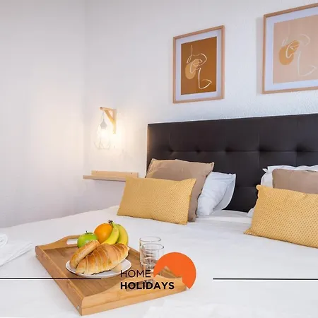 #065 Zulmira Flat By Holidays