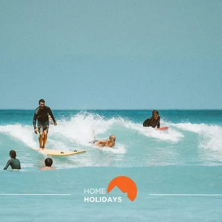 #065 Zulmira Flat By Holidays アパート